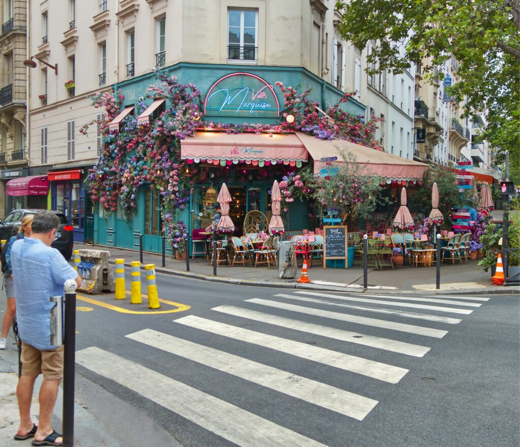 Restaurant in Montemarte.
pascal-bernardon on Unsplash